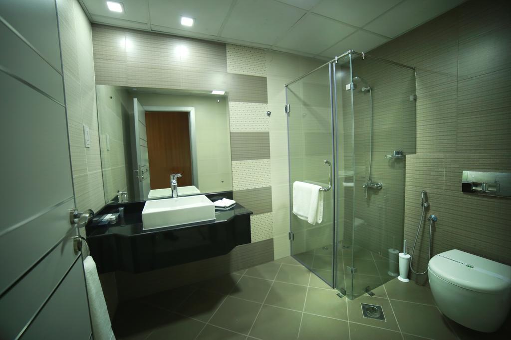 Seef Avenue Suites Al Manamah Esterno foto