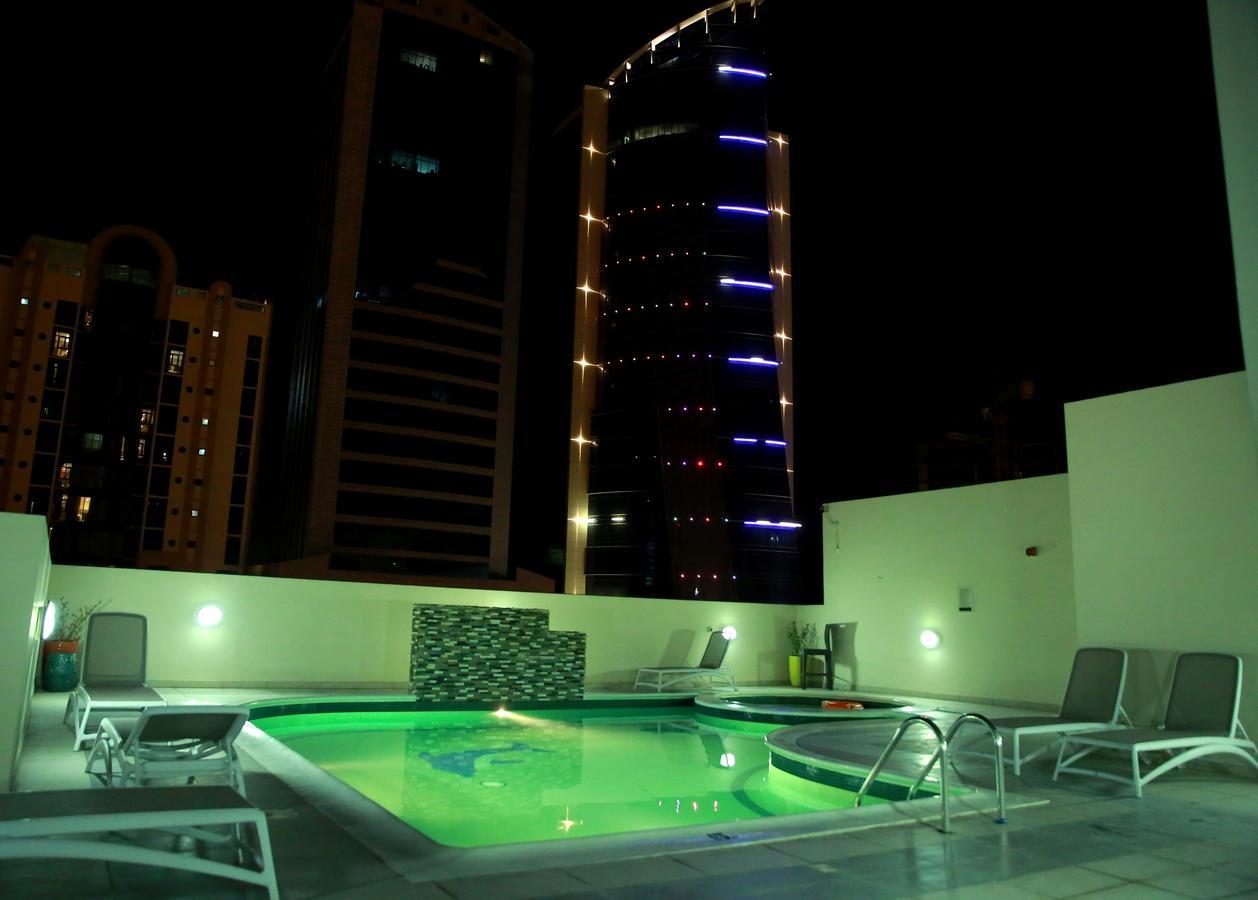 Seef Avenue Suites Al Manamah Esterno foto